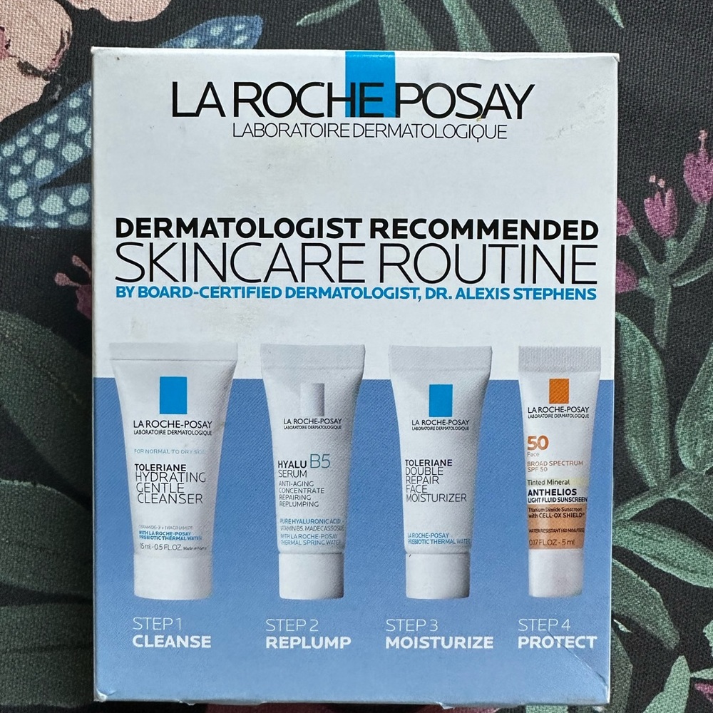 La Roche Posay Skincare Routine - Travel Size Set